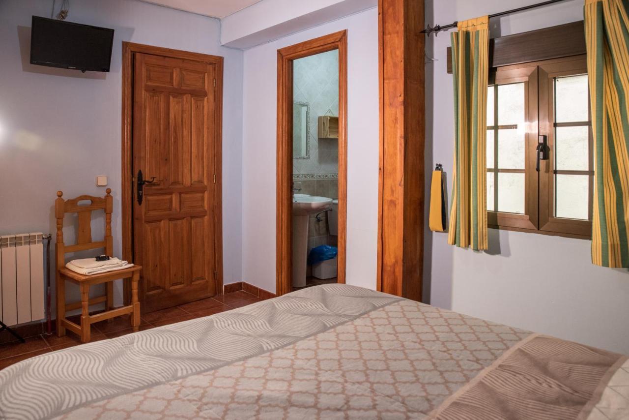 Hospedaje Rural Casa Parri Поведа-де-ла-Сьерра Экстерьер фото